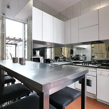 Elegant Corso Venezia Terrace Apt Milano